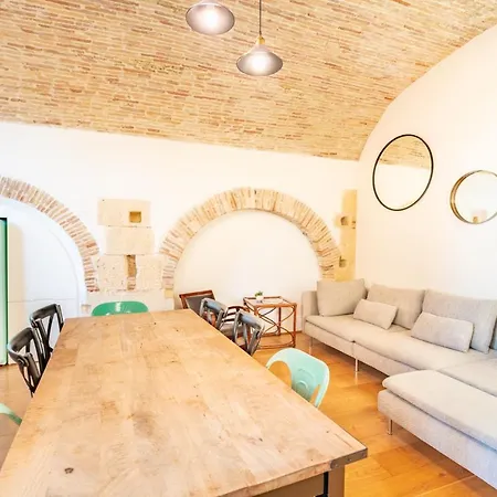 Apartment Archi Di Castello, Storia E Design 3br-wifi-ac