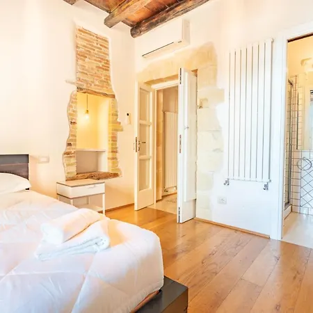 Archi Di Castello, Storia E Design 3br-wifi-ac Apartmán Cagliari