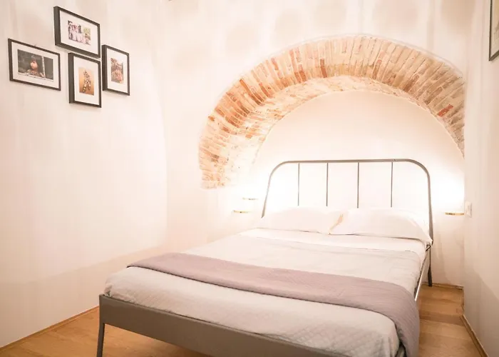 Archi Di Castello, Storia E Design 3br-wifi-ac カリアリ